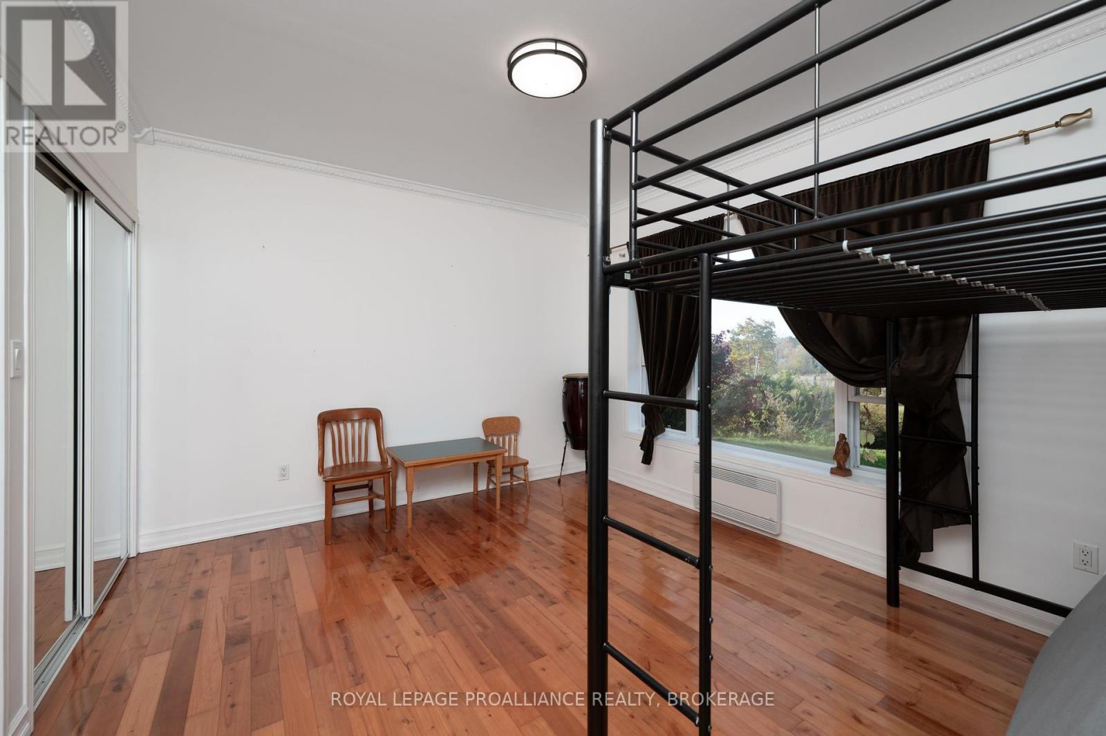 10 North Shore Road, Frontenac Islands, Ontario  K7G 2V6 - Photo 15 - X12055991