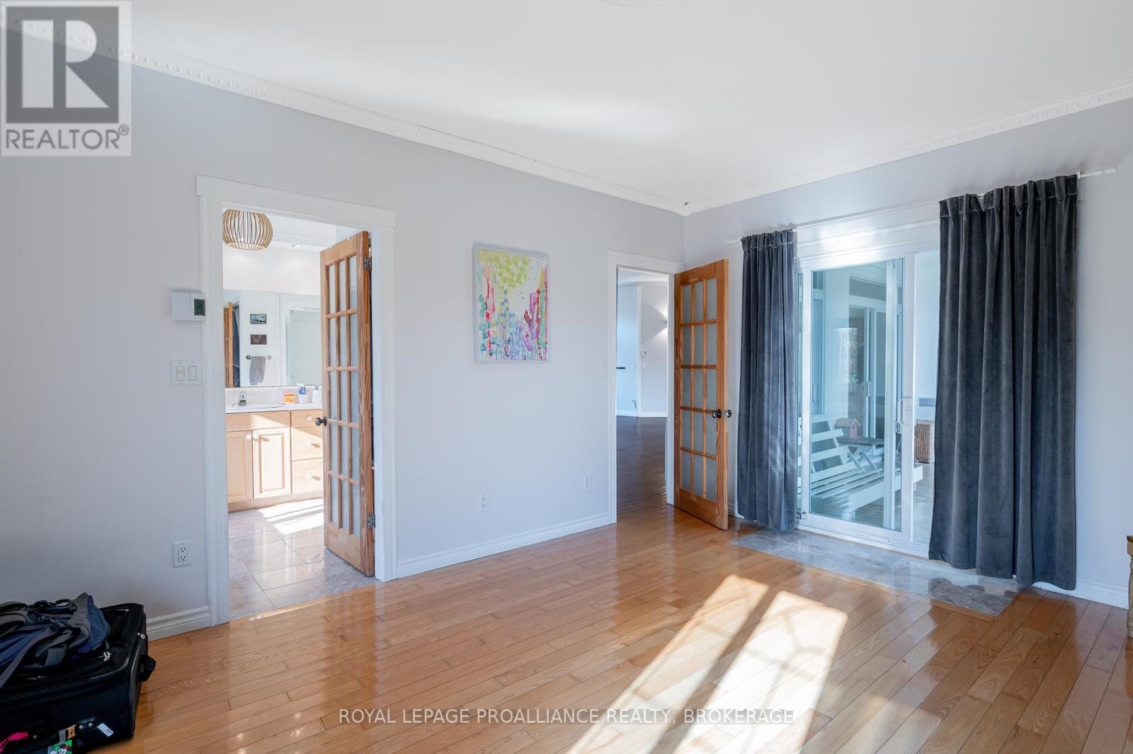 10 North Shore Road, Frontenac Islands, Ontario  K7G 2V6 - Photo 18 - X12055991