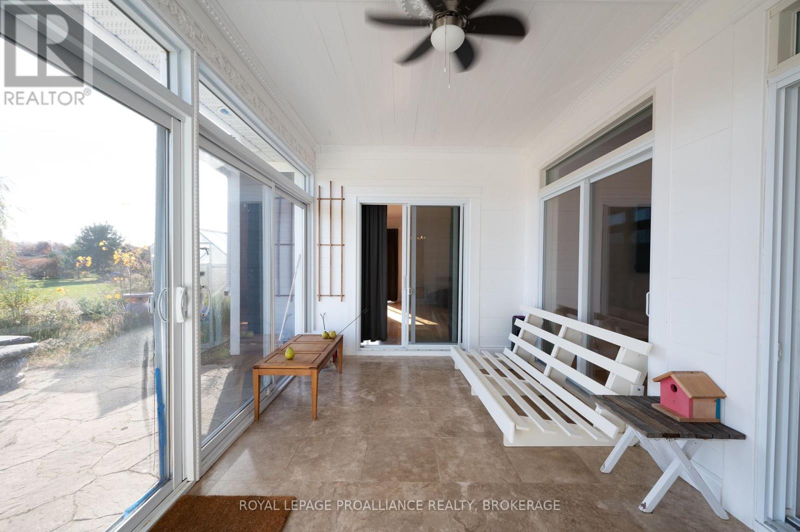 10 North Shore Road, Frontenac Islands, Ontario  K7G 2V6 - Photo 21 - X12055991