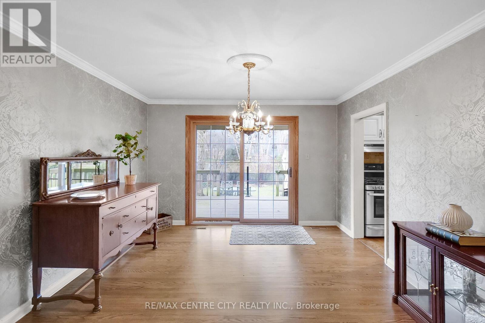50 Longbow Road, London North, Ontario  N6G 1Y7 - Photo 8 - X12055933
