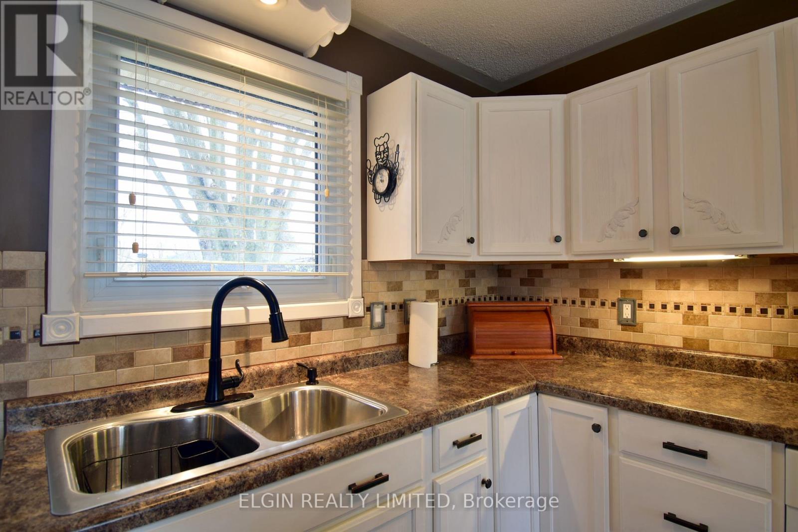 589 Elm Street, St. Thomas, Ontario  N5R 1K8 - Photo 18 - X12055997