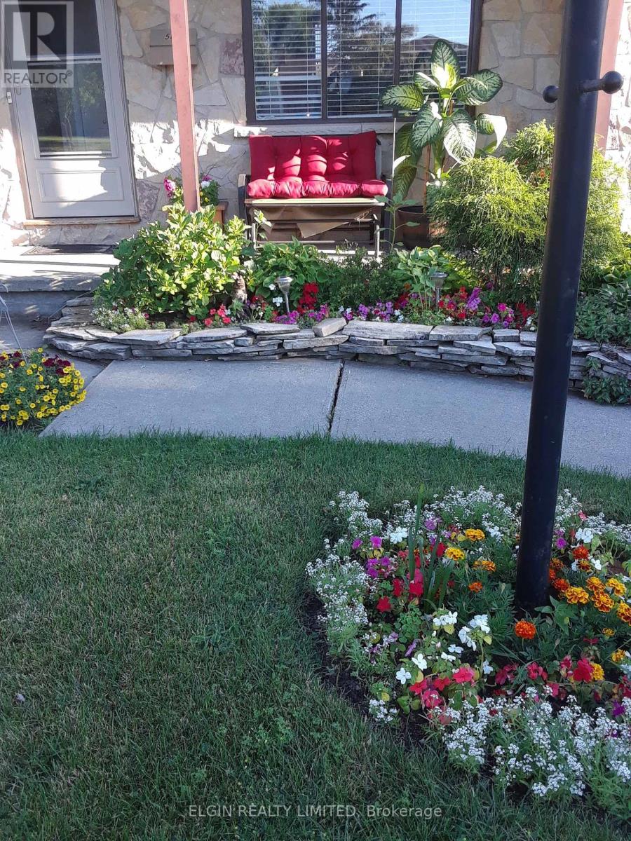589 Elm Street, St. Thomas, Ontario  N5R 1K8 - Photo 43 - X12055997