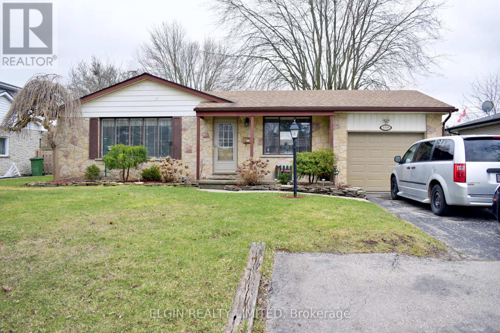 589 Elm Street, St. Thomas, Ontario  N5R 1K8 - Photo 6 - X12055997