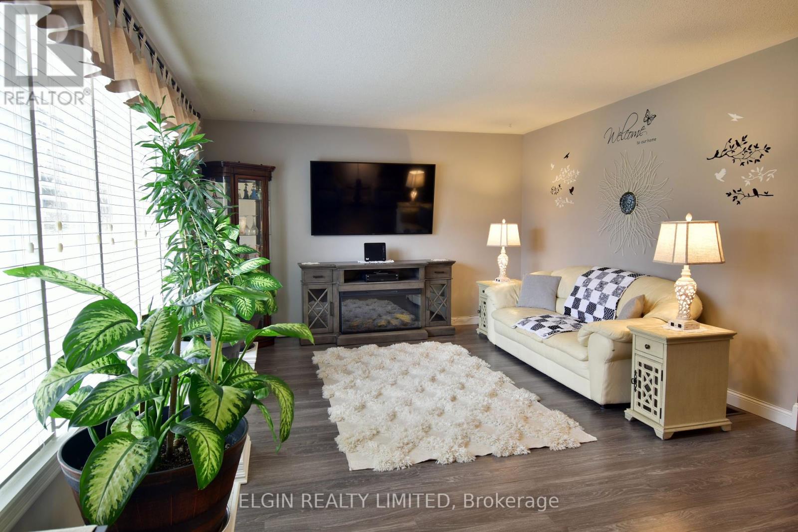 589 Elm Street, St. Thomas, Ontario  N5R 1K8 - Photo 8 - X12055997