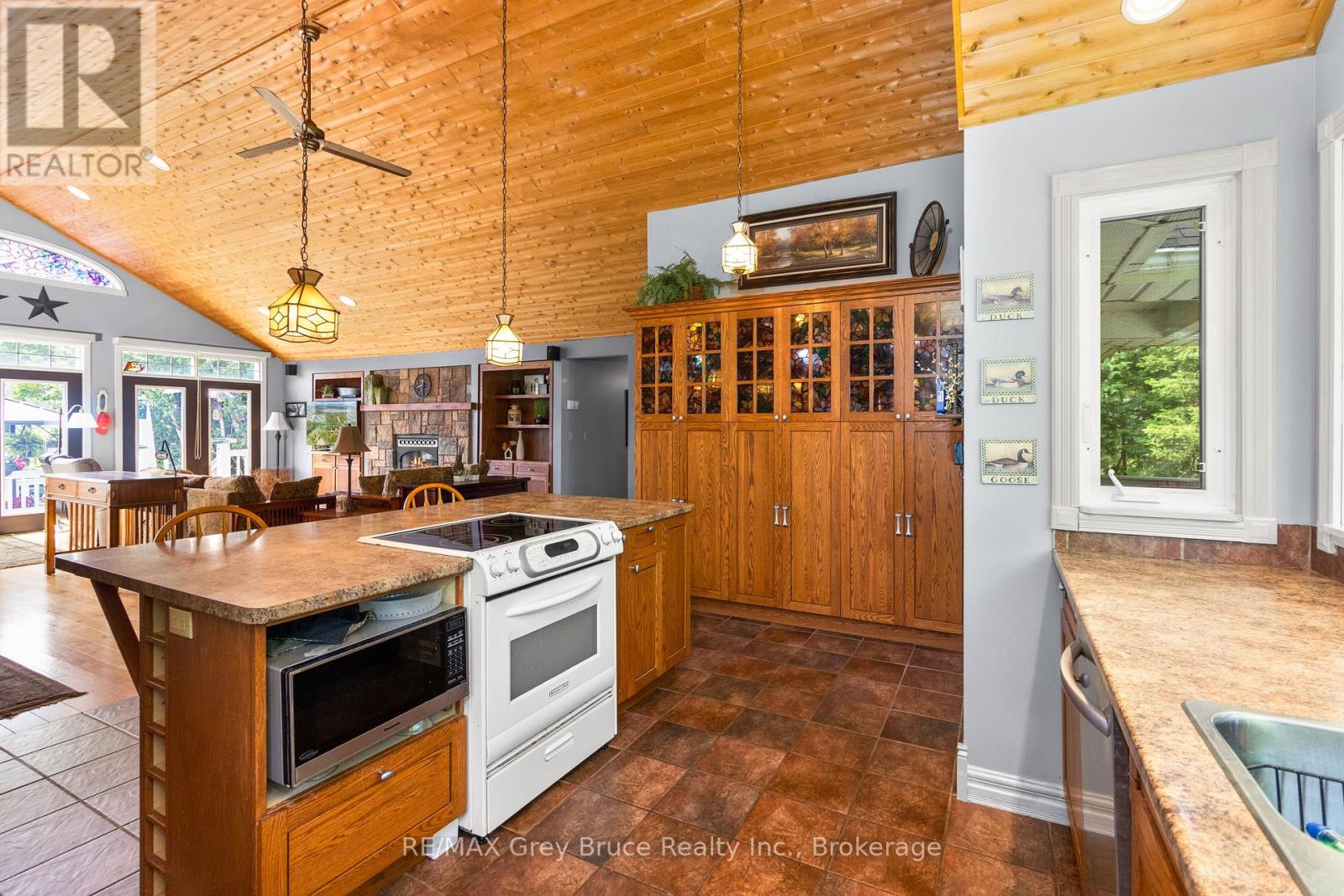 55 Trillium Crossing, Northern Bruce Peninsula, Ontario  N0H 1W0 - Photo 22 - X12055998