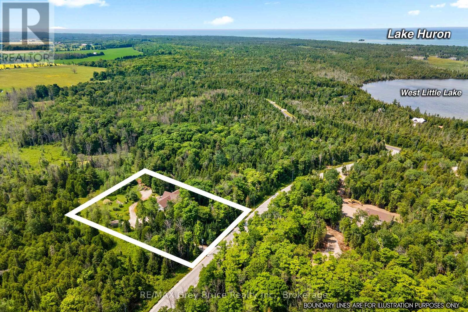 55 Trillium Crossing, Northern Bruce Peninsula, Ontario  N0H 1W0 - Photo 49 - X12055998