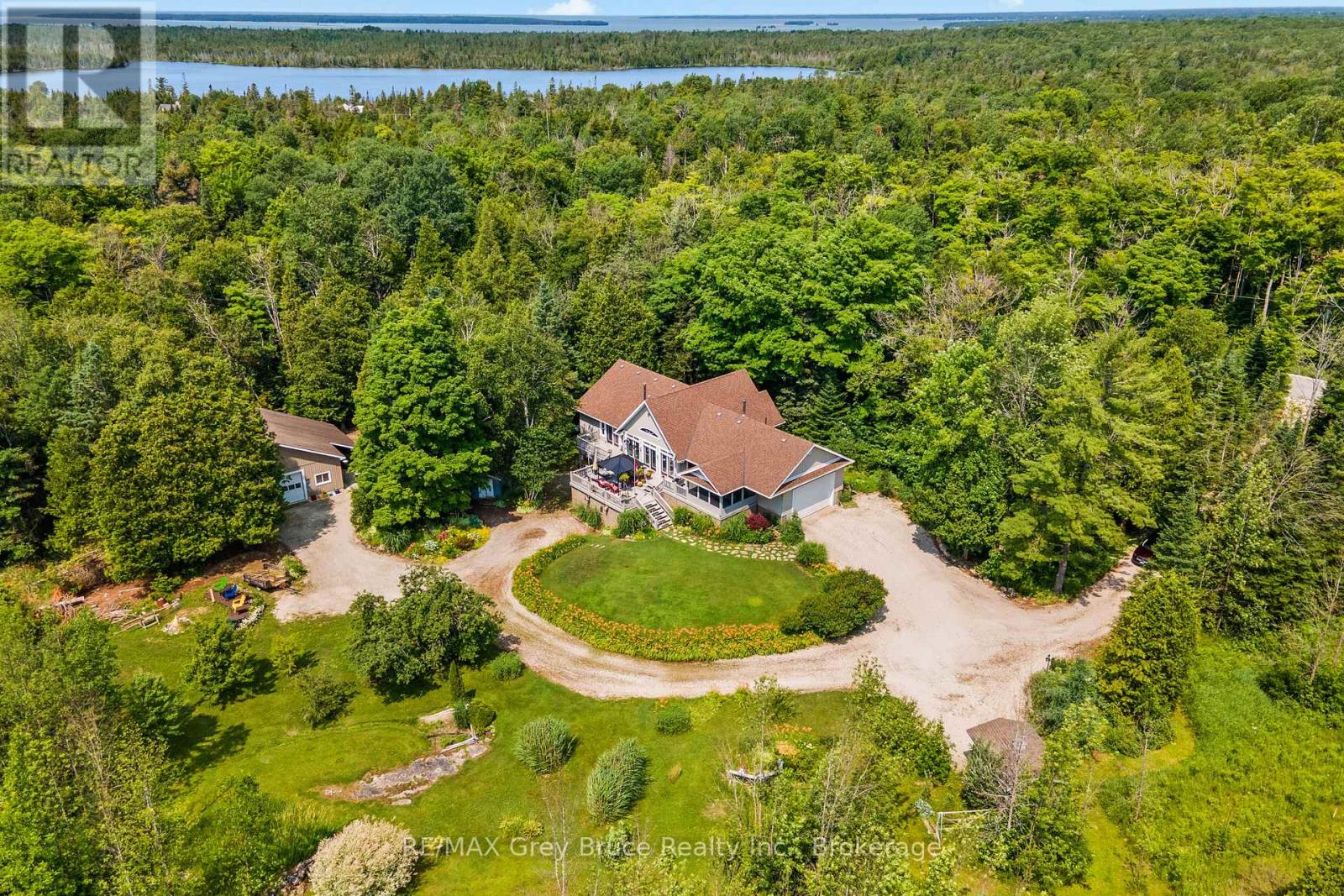 55 Trillium Crossing, Northern Bruce Peninsula, Ontario  N0H 1W0 - Photo 50 - X12055998