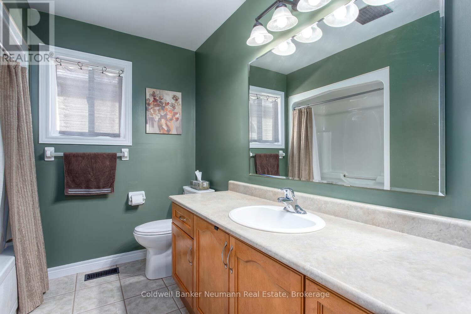 16 Mcgarr Drive, Guelph, Ontario  N1L 1N4 - Photo 33 - X12055999