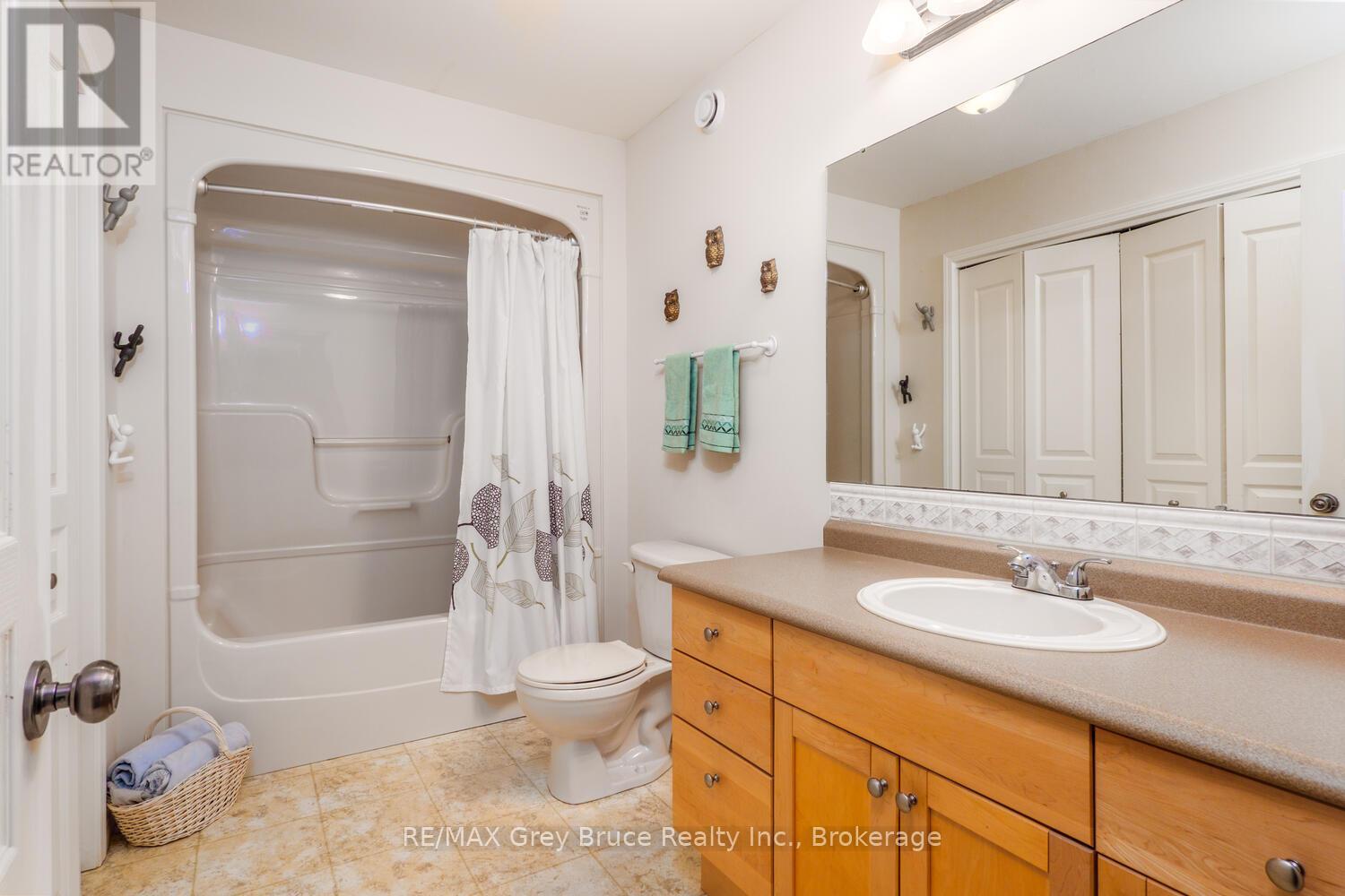 103 Lakewood Country Lane, Northern Bruce Peninsula, Ontario  N0H 1W0 - Photo 28 - X12056000