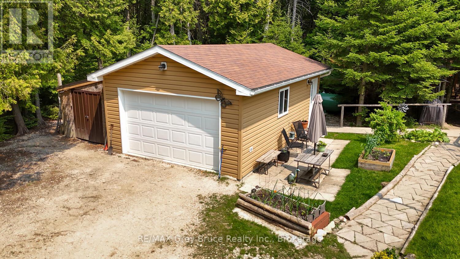 103 Lakewood Country Lane, Northern Bruce Peninsula, Ontario  N0H 1W0 - Photo 34 - X12056000