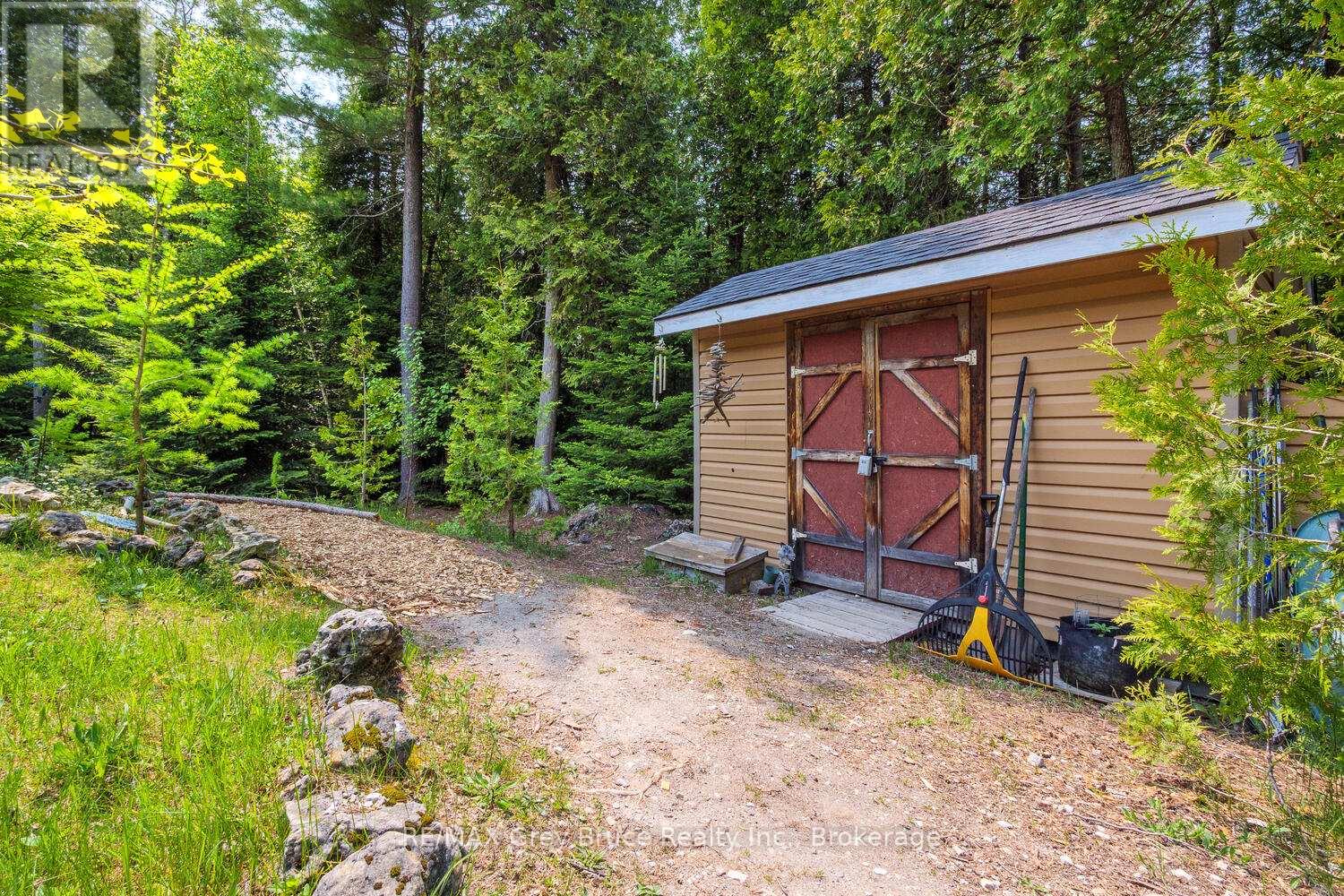 103 Lakewood Country Lane, Northern Bruce Peninsula, Ontario  N0H 1W0 - Photo 35 - X12056000