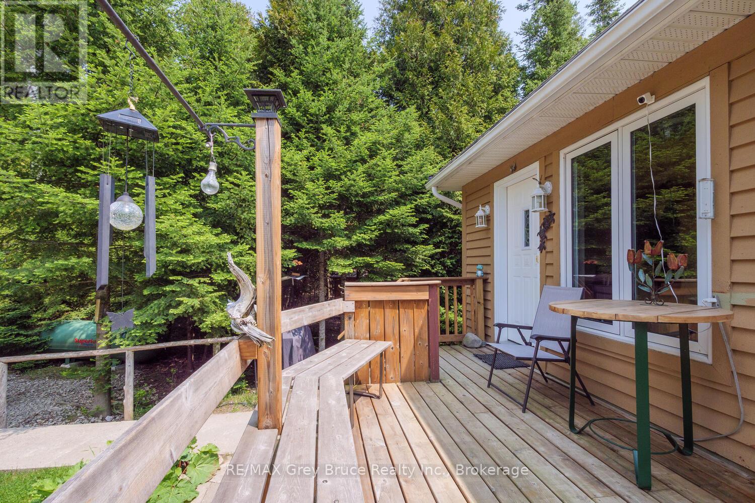 103 Lakewood Country Lane, Northern Bruce Peninsula, Ontario  N0H 1W0 - Photo 8 - X12056000