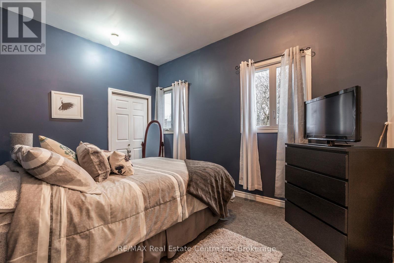 1545 Brock Road, Hamilton, Ontario  L9H 5E4 - Photo 17 - X12053531