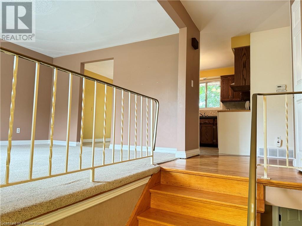 Property at 528 HAVELOCK Drive image 4