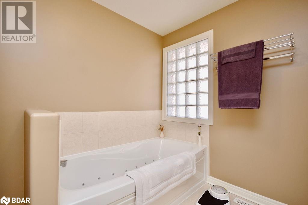 167 Crompton Drive, Barrie, Ontario  L4M 6P1 - Photo 26 - 40711225