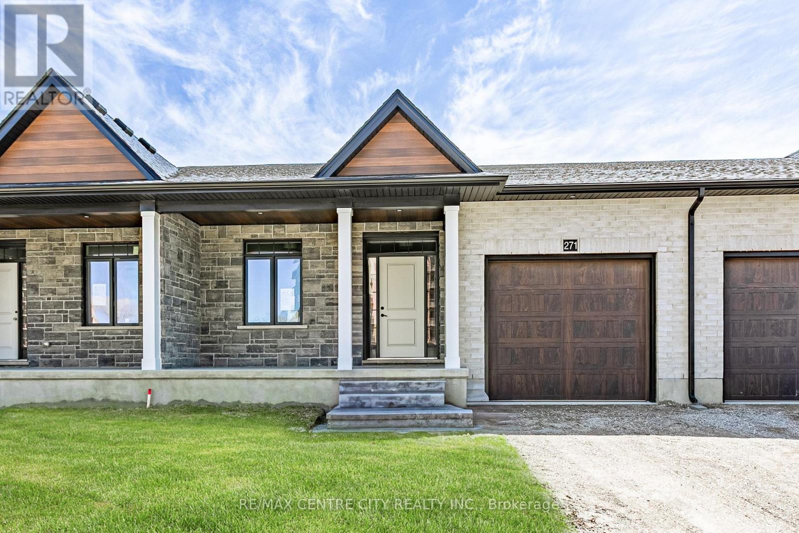 Property at 271 SOUTH CARRIAGE ROAD image 1