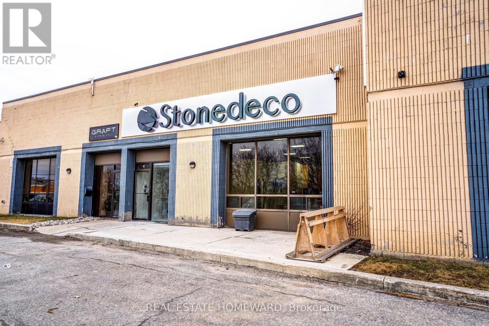 Unit 3 - 170 Bovaird Drive W, Brampton, Ontario  L7A 0H3 - Photo 3 - W12055963