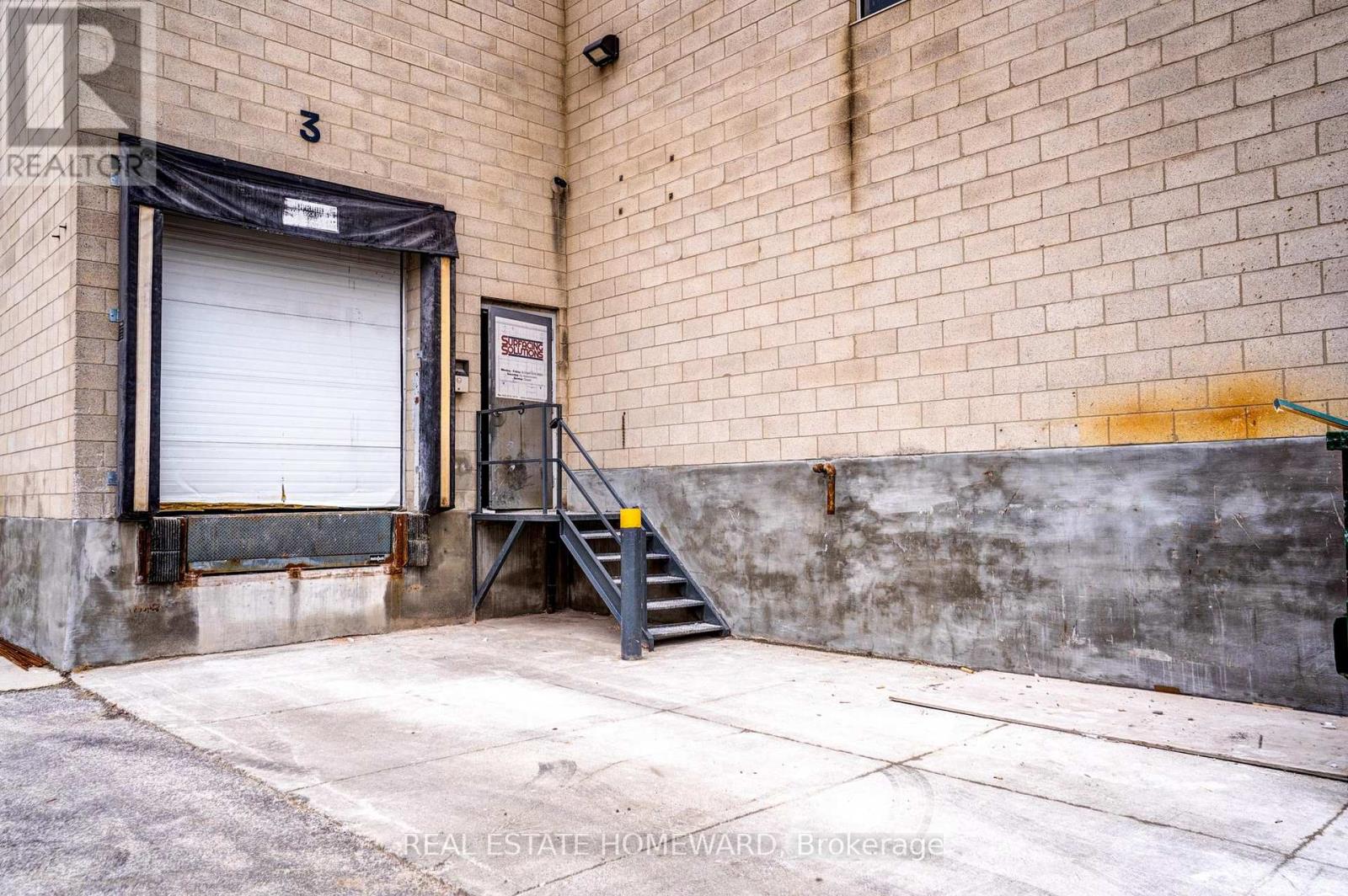 Unit 3 - 170 Bovaird Drive W, Brampton, Ontario  L7A 0H3 - Photo 35 - W12055963