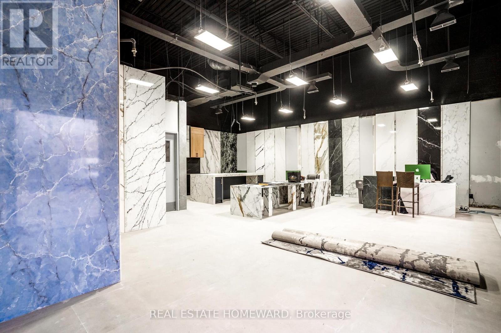 Unit 3 - 170 Bovaird Drive W, Brampton, Ontario  L7A 0H3 - Photo 4 - W12055963
