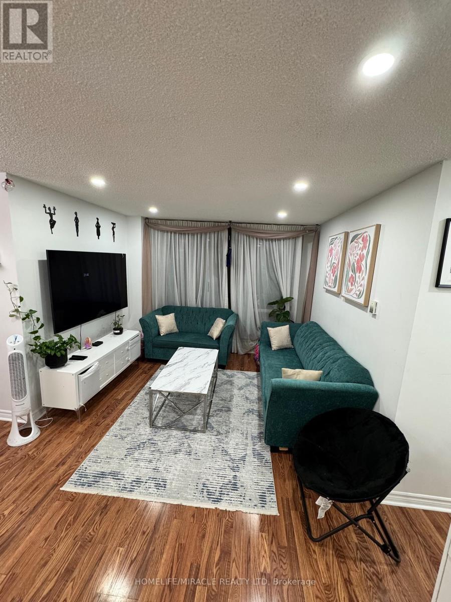 Property at 1203 - 1615 BLOOR STREET image 3