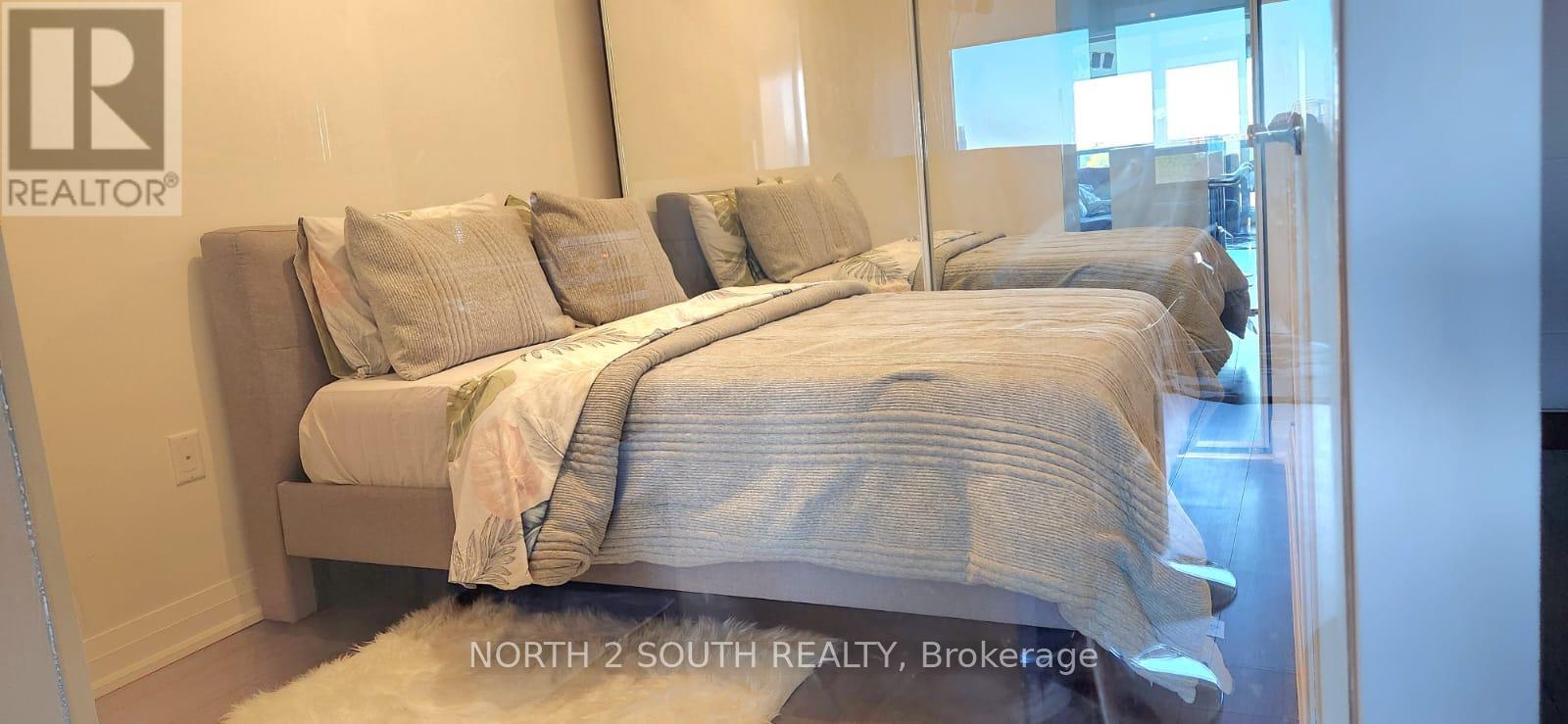 713 - 10 Gibbs Road, Toronto, Ontario  M9B 0E2 - Photo 5 - W12056074