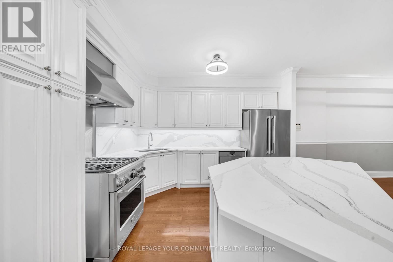 107 - 165 Divison Street, Cobourg, Ontario  K9A 0B3 - Photo 8 - X12056052