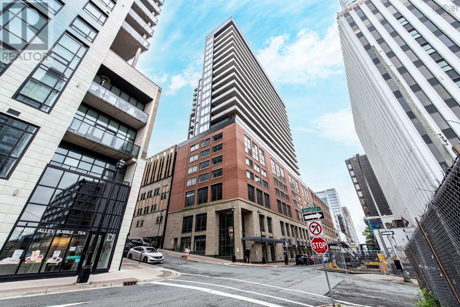 Property at 1808 1650 Granville Street image 2