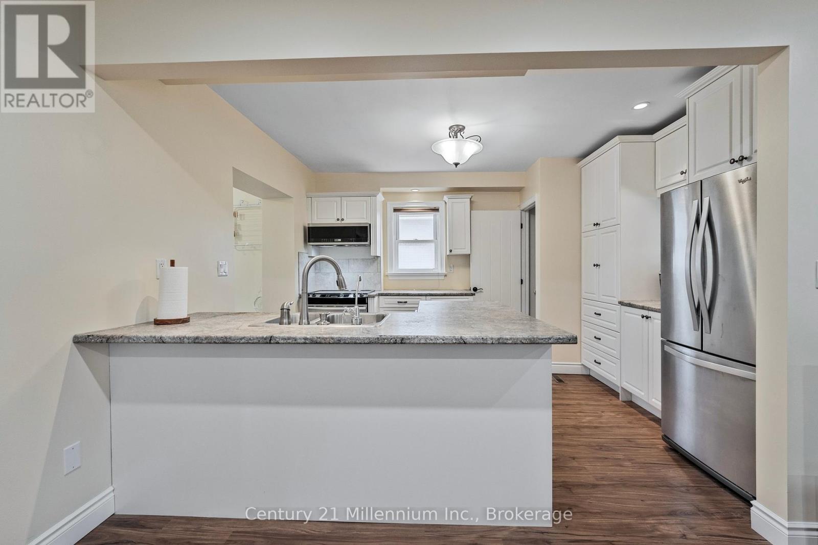 50 Donald Street, Barrie, Ontario  L4N 1E3 - Photo 18 - S12056185