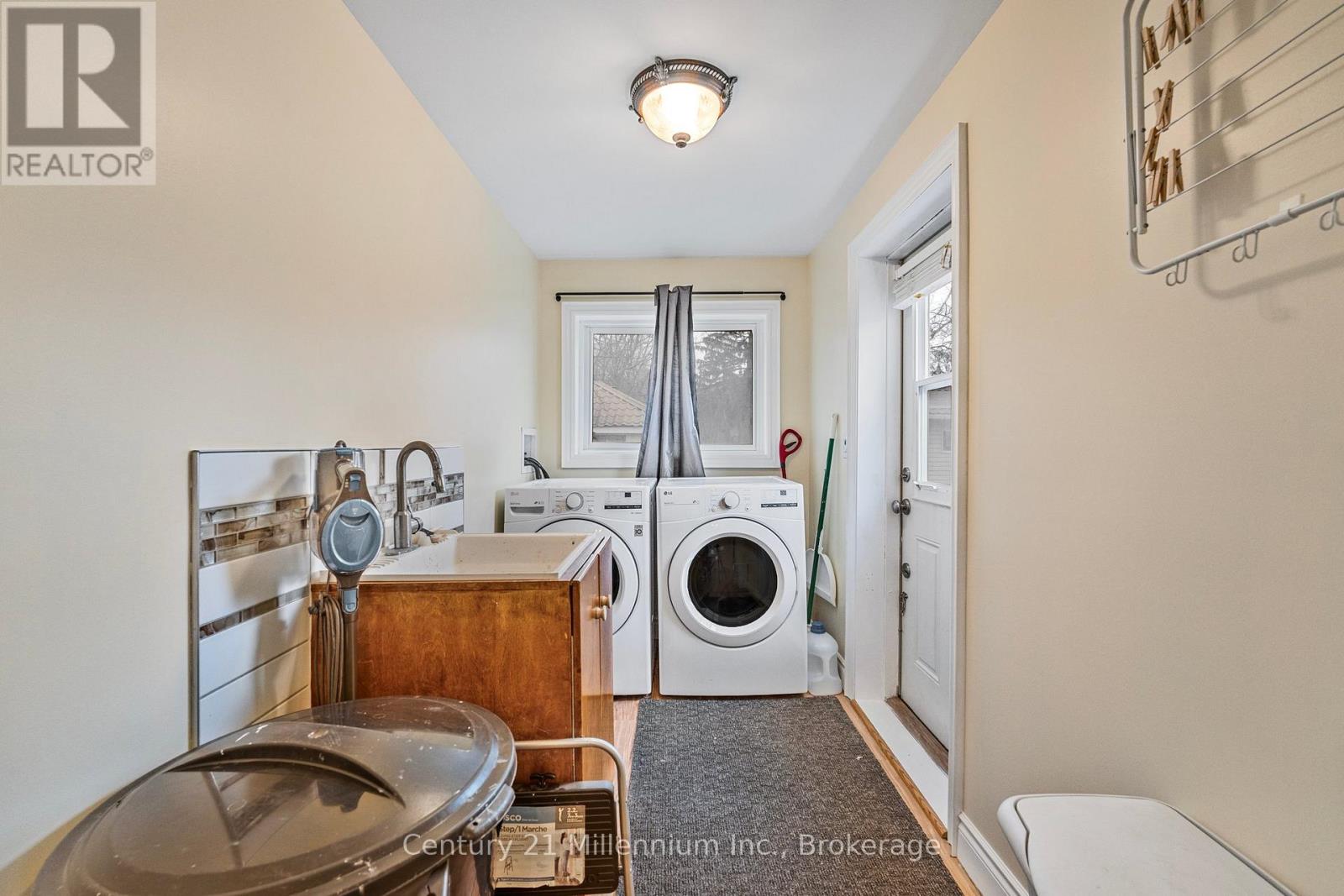 50 Donald Street, Barrie, Ontario  L4N 1E3 - Photo 21 - S12056185