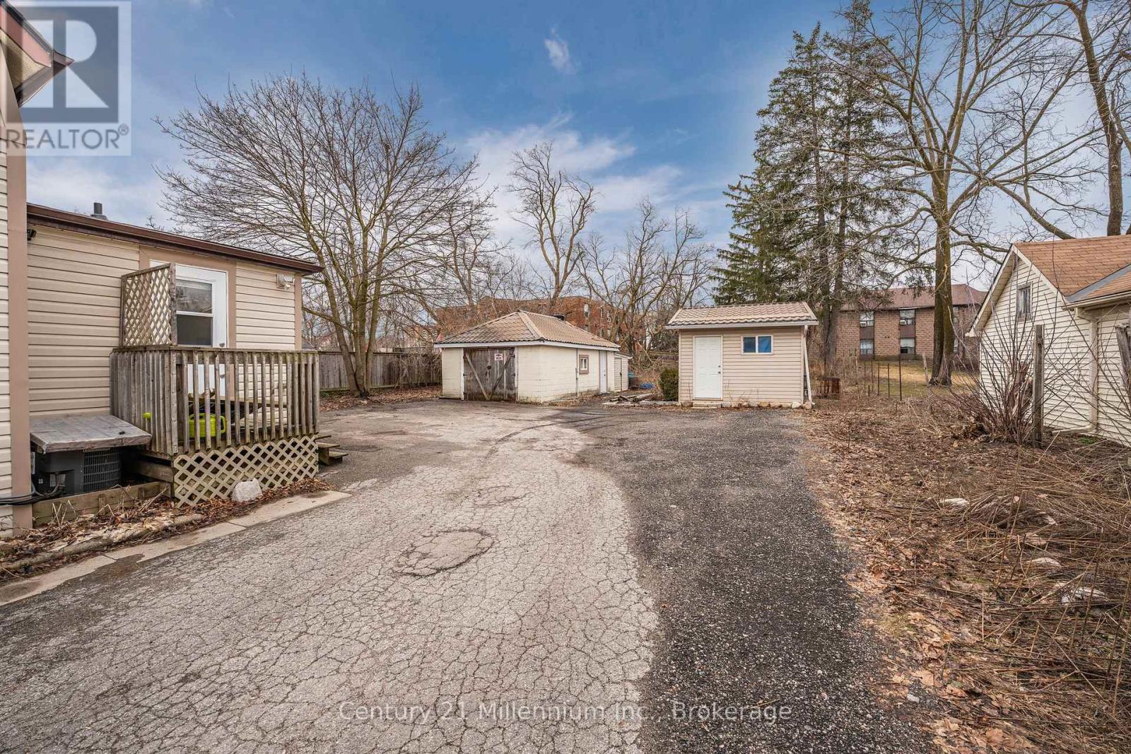 50 Donald Street, Barrie, Ontario  L4N 1E3 - Photo 41 - S12056185