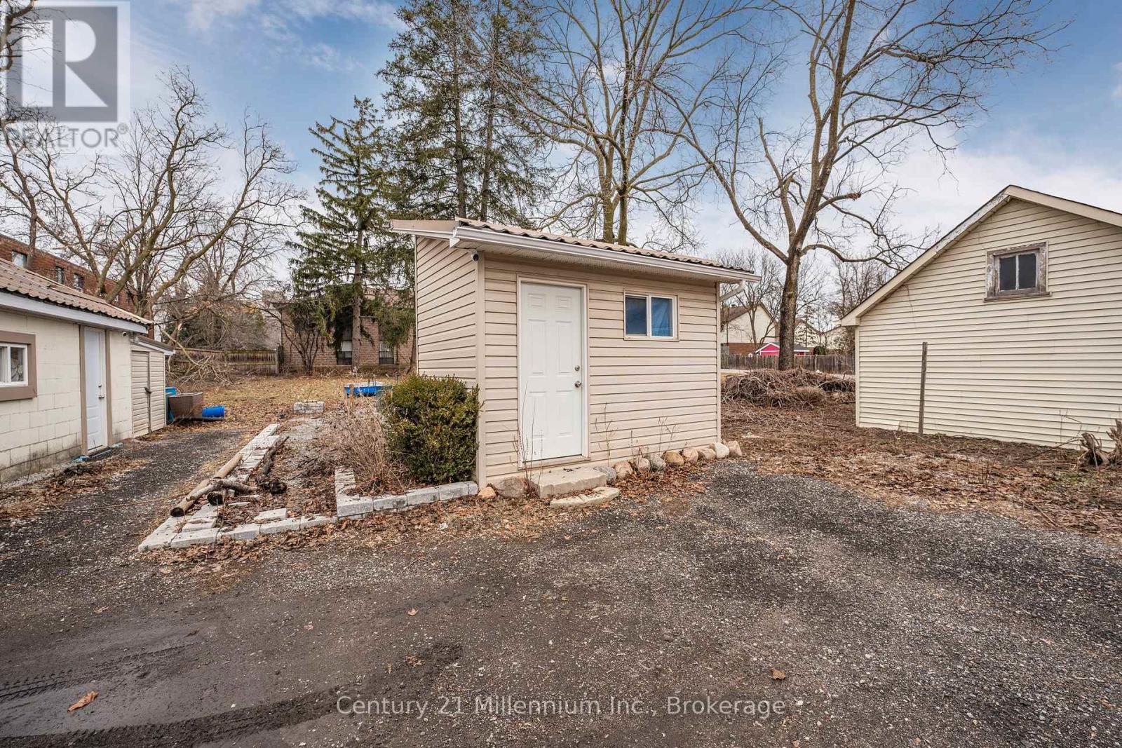 50 Donald Street, Barrie, Ontario  L4N 1E3 - Photo 46 - S12056185