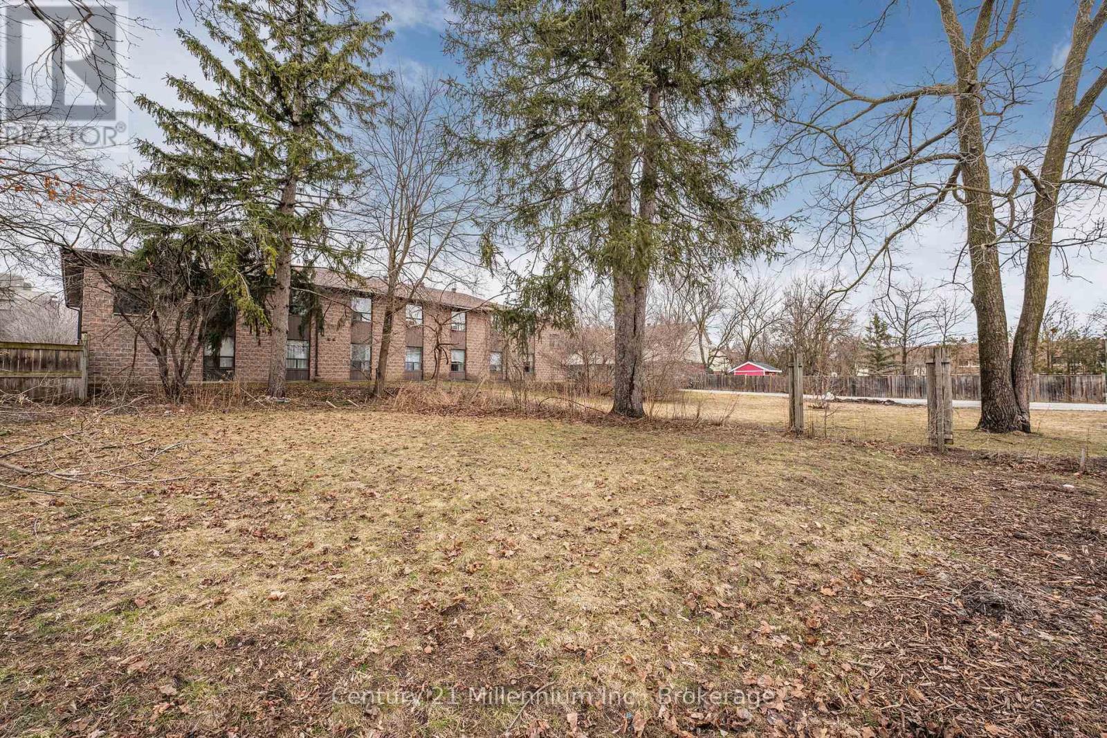 50 Donald Street, Barrie, Ontario  L4N 1E3 - Photo 49 - S12056185