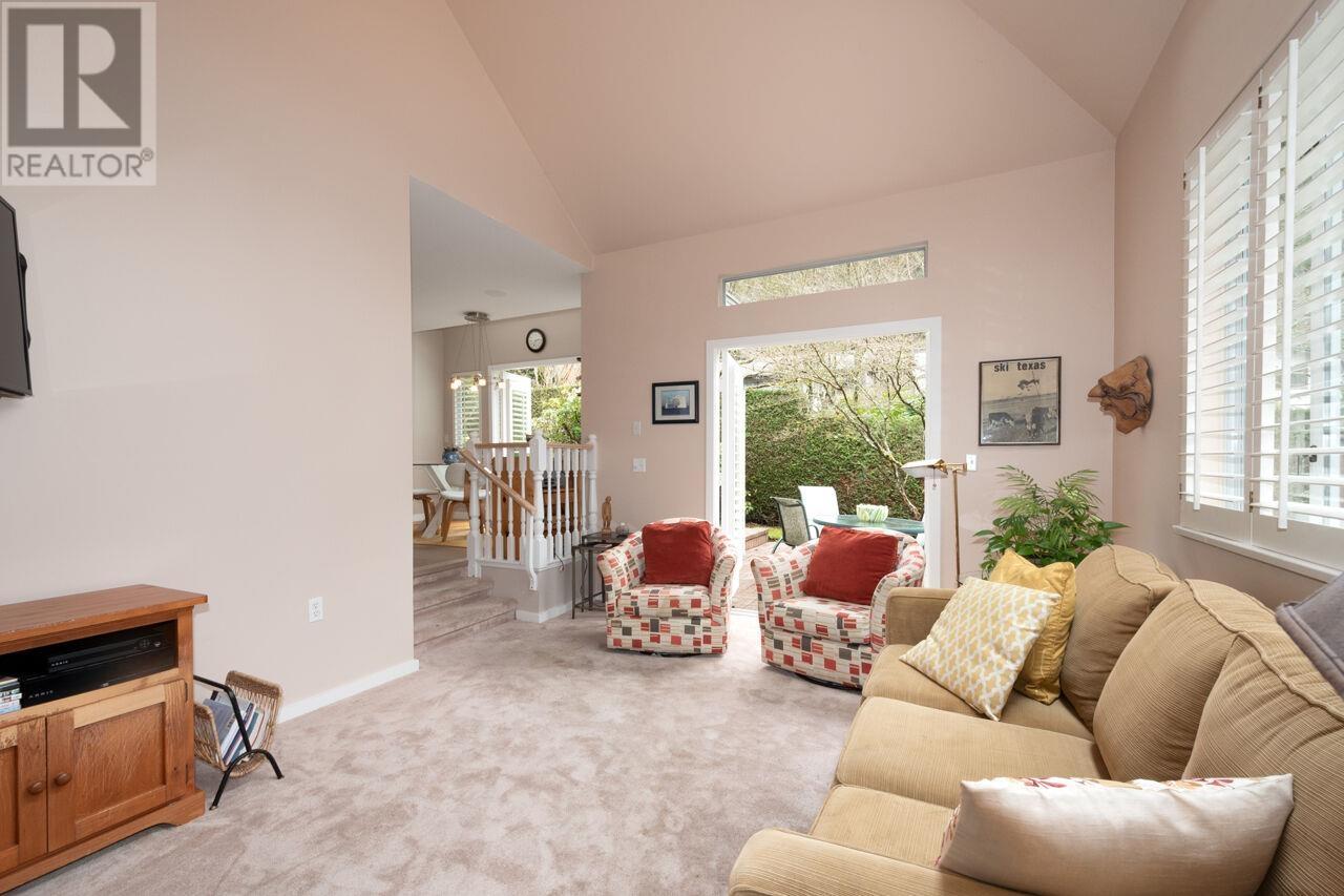 6739 Dufferin Avenue, West Vancouver, British Columbia  V7W 2K3 - Photo 18 - R2984976