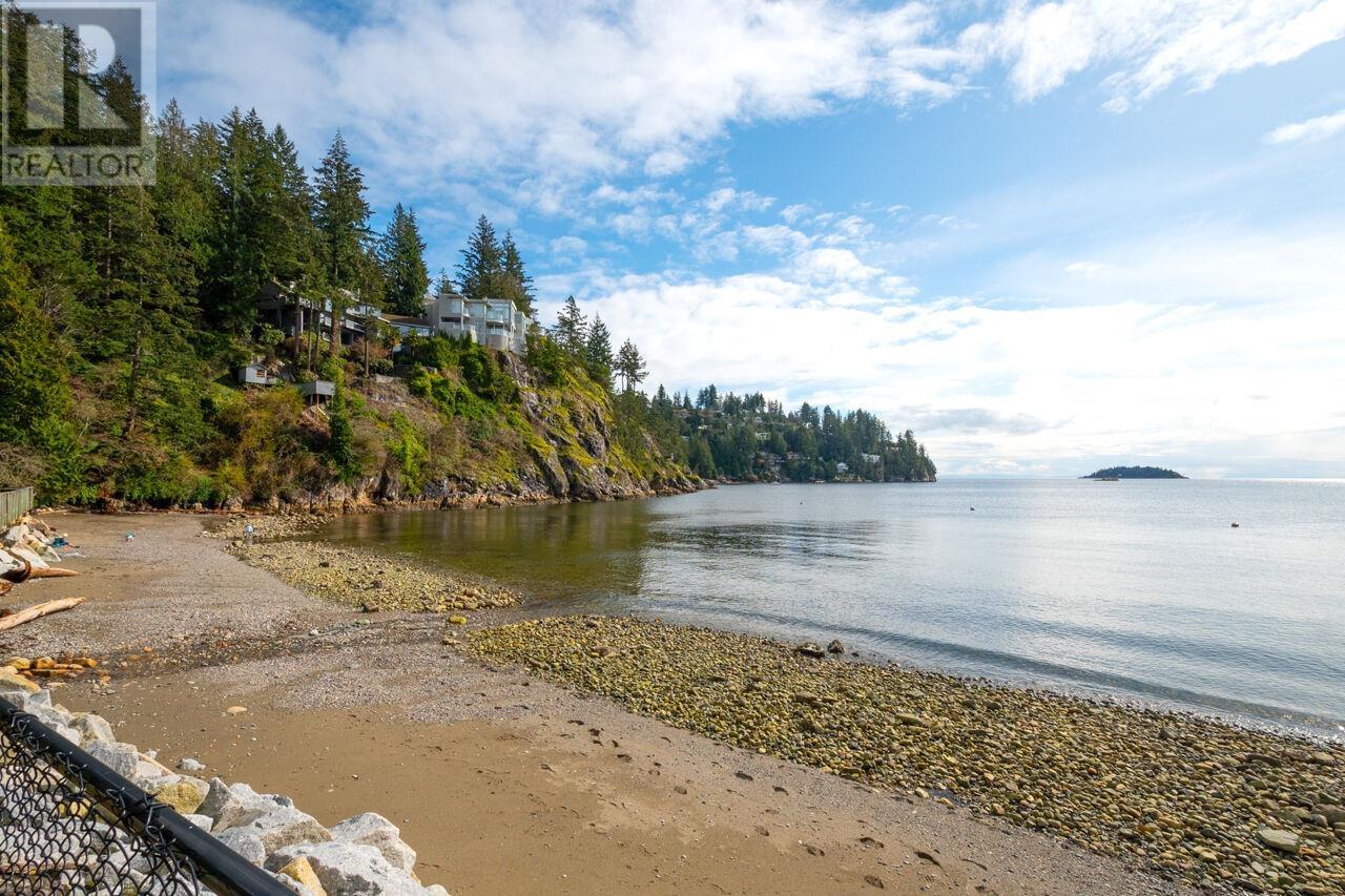 6739 Dufferin Avenue, West Vancouver, British Columbia  V7W 2K3 - Photo 39 - R2984976