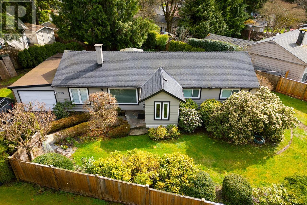 2288 RIVERSIDE DRIVE, north vancouver, British Columbia