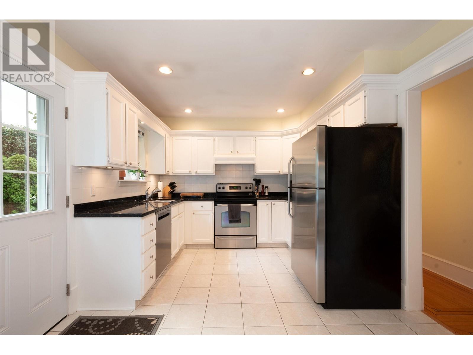 2288 Riverside Drive, North Vancouver, British Columbia  V7H 1V7 - Photo 20 - R2984990