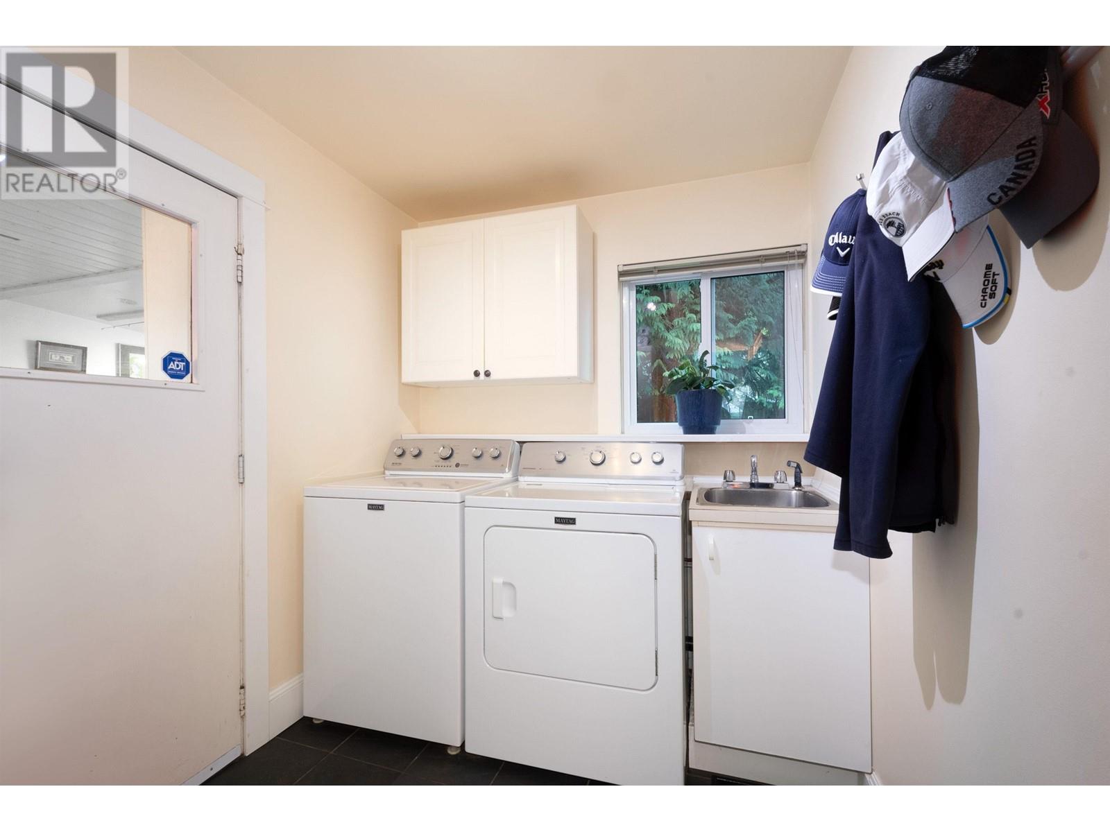 2288 Riverside Drive, North Vancouver, British Columbia  V7H 1V7 - Photo 32 - R2984990