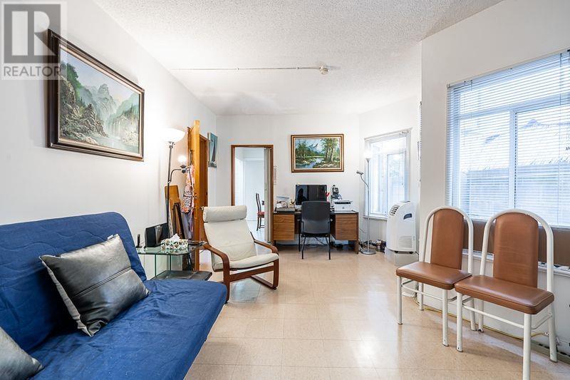 3947 Knight Street, Vancouver, British Columbia  V5N 3L8 - Photo 11 - C8068049