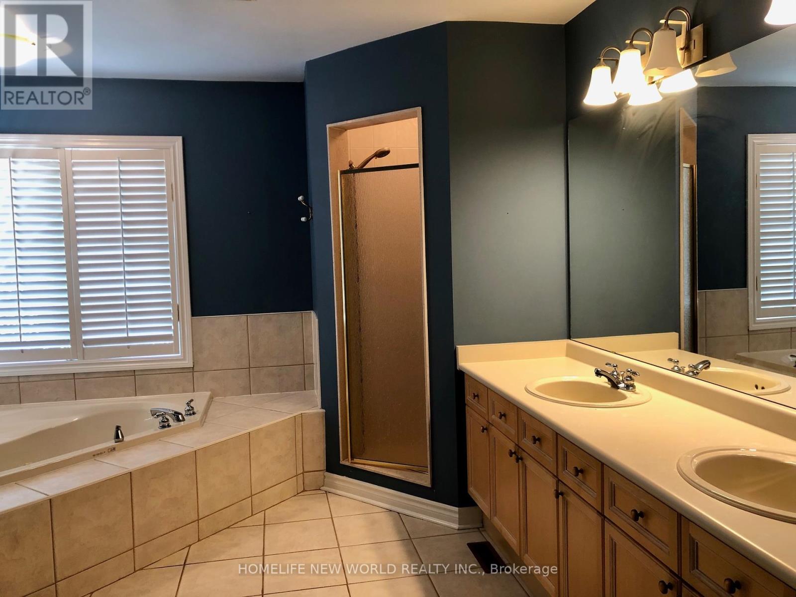 966 Northern Prospect Crescent, Newmarket (Stonehaven-Wyndham), Ontario  L3X 1N8 - Photo 12 - N12056150