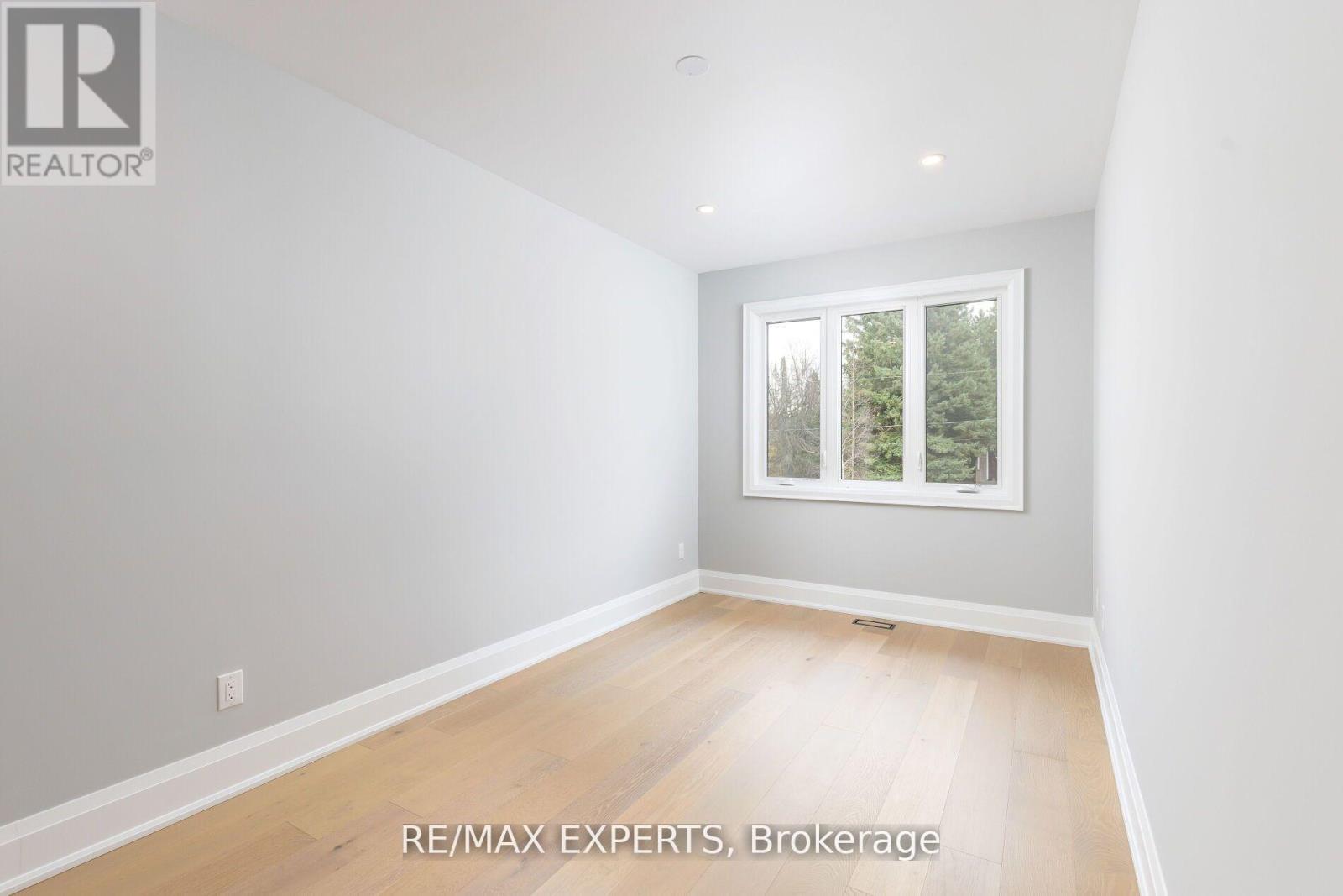 11a Marion Street, Caledon, Ontario  L7C 1K6 - Photo 31 - W12056151