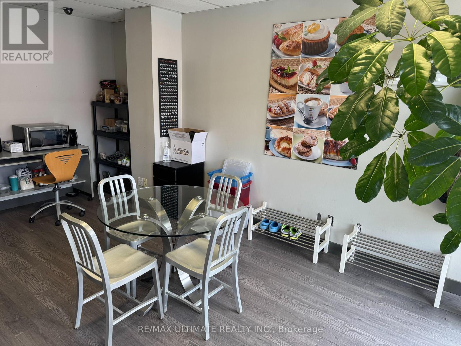 329 EVANS AVENUE, toronto (mimico), Ontario