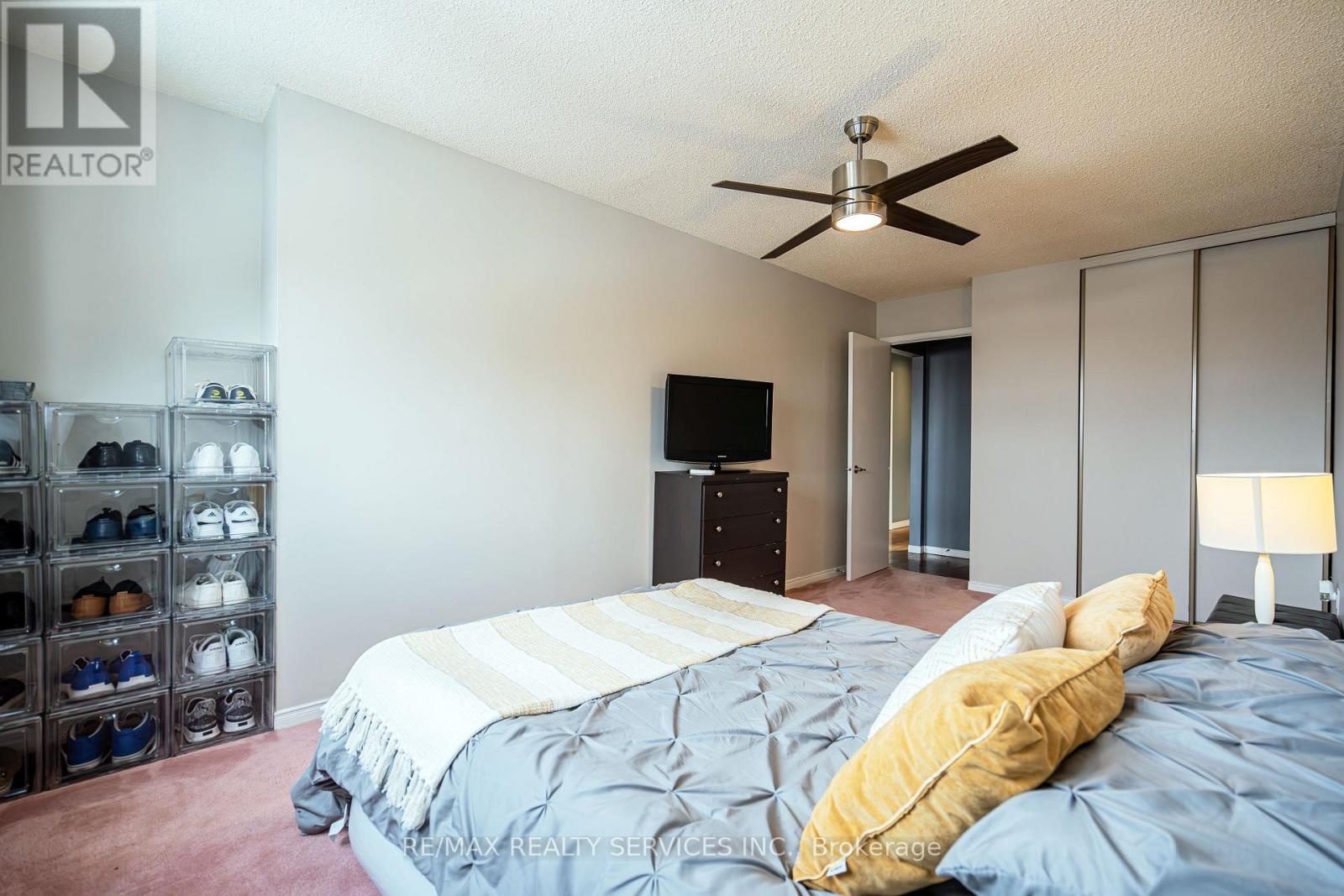 54 Ferri Crescent, Brampton (Heart Lake West), Ontario  L6Z 1R9 - Photo 15 - W12056166