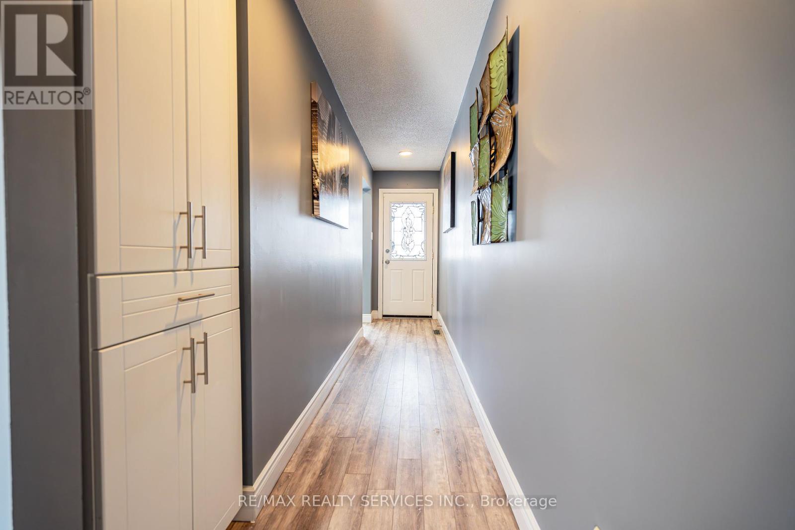 Property at 54 FERRI CRESCENT image 2