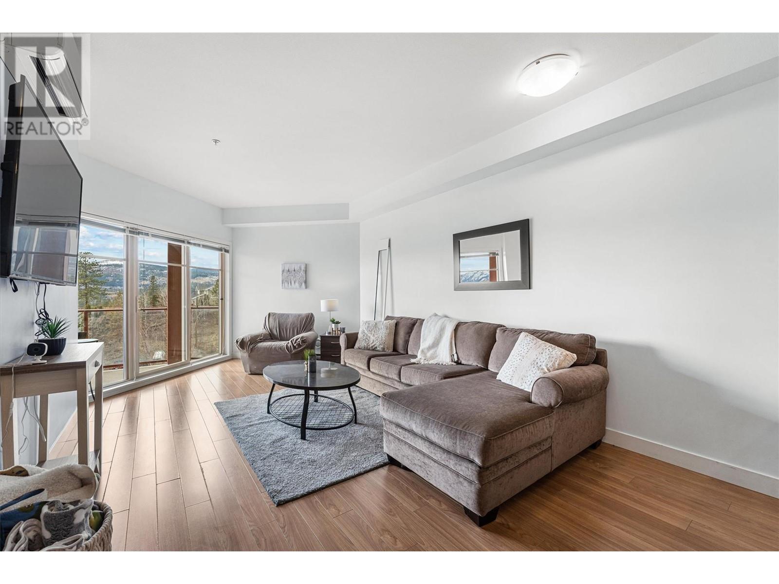 Property at 3220 Skyview Lane Unit# 407 image 3