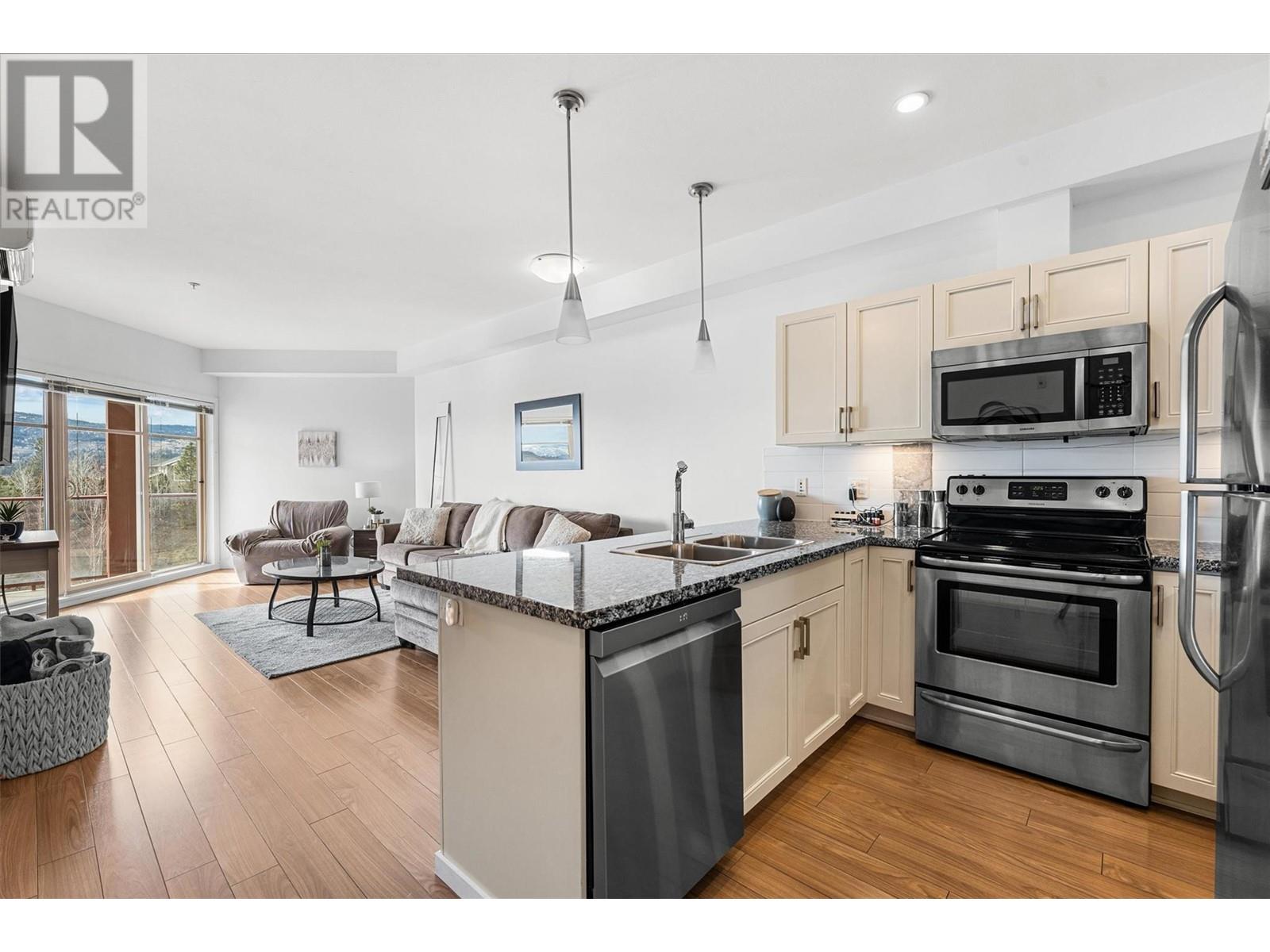 3220 Skyview Lane Unit# 407, West Kelowna, British Columbia