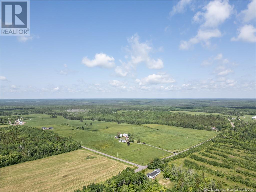 100 Lutes Road, Steeves Mountain, New Brunswick  E1G 3Y3 - Photo 9 - NB115185
