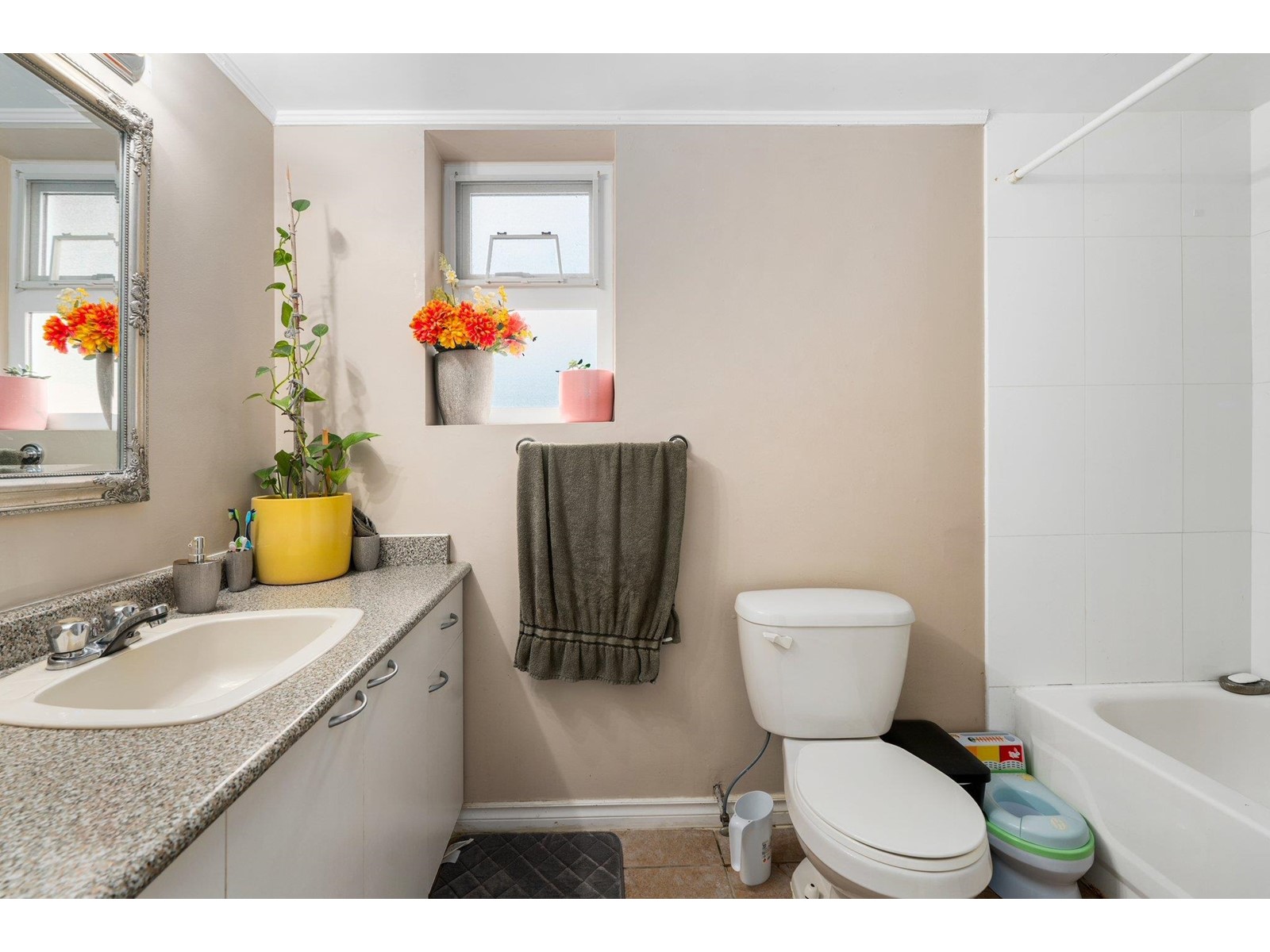 15135 86b Avenue, Surrey, British Columbia  V3S 4V3 - Photo 21 - R2982156