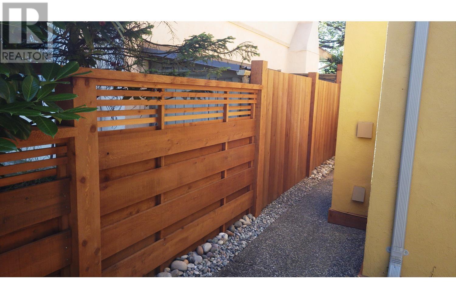 348 E 17 Street, North Vancouver, British Columbia  V7L 2V9 - Photo 28 - R2983674