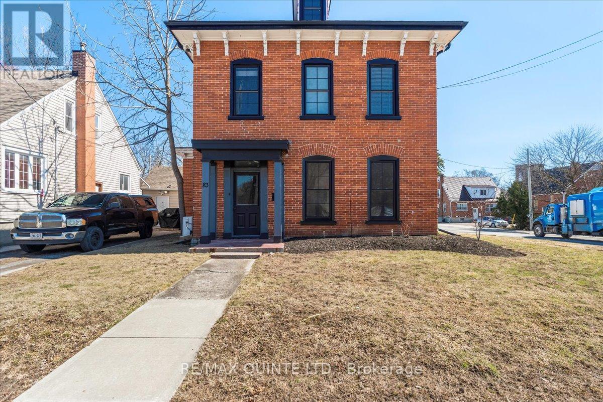 83 Cedar Street, Belleville (Belleville Ward), Ontario  K8P 3M3 - Photo 2 - X12056336