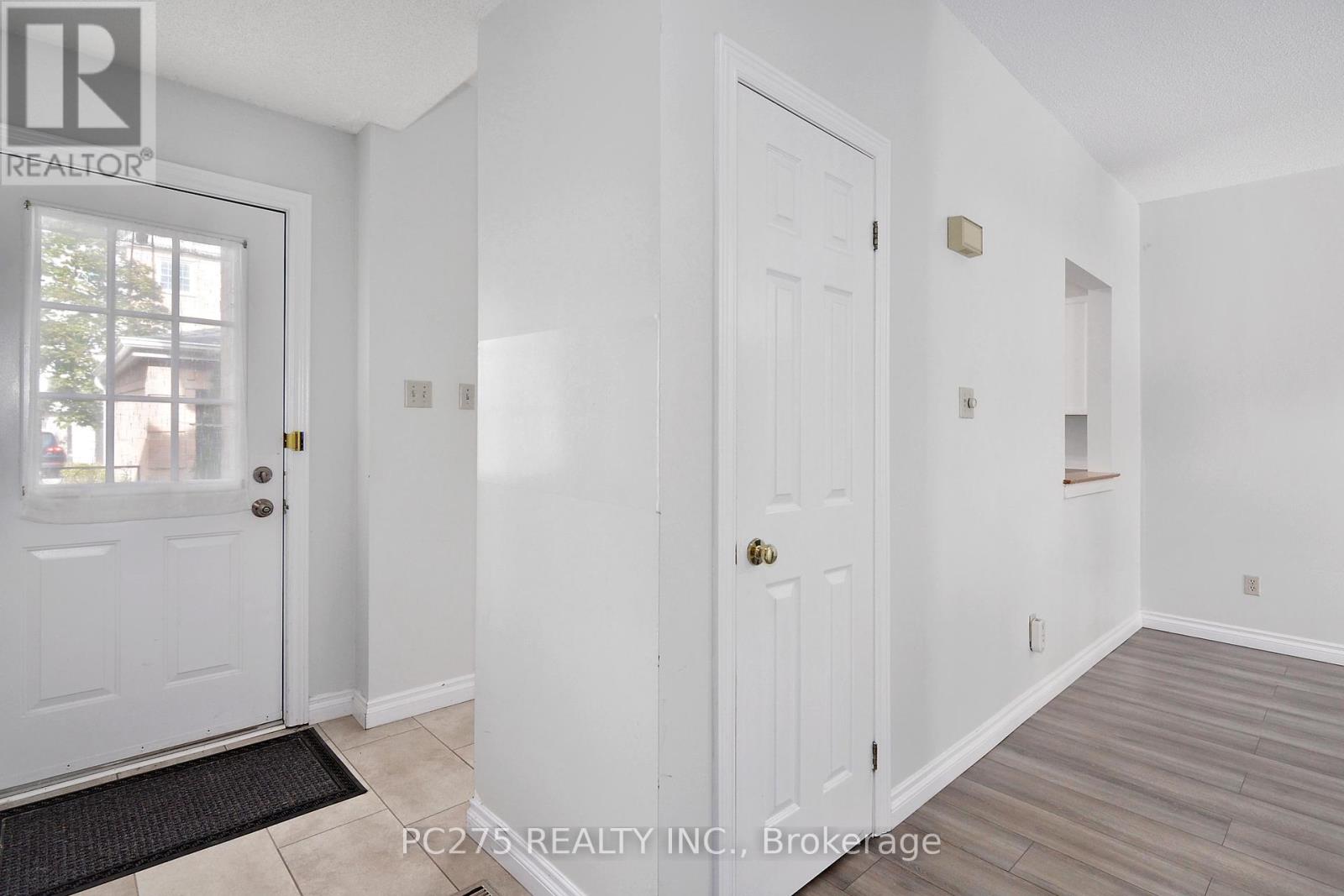 Property at 25 - 1570 RICHMOND STREET image 5